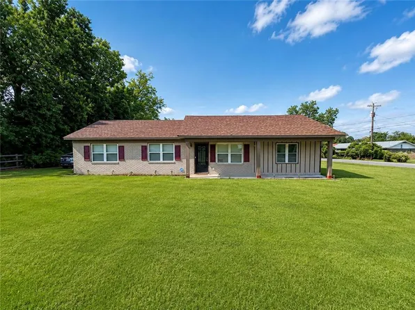 156 E Geer St, Colquitt, GA 39837