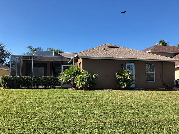 2nd image of 10326 Abbotsford Dr