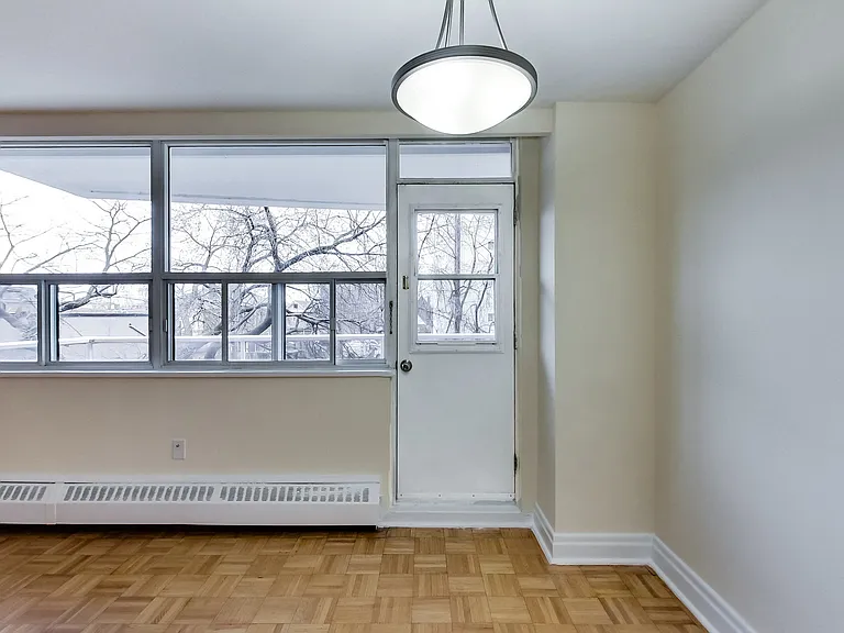 101 Cosburn Ave #104 — Photo 74