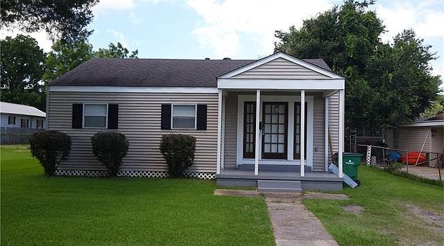 1st image of 117 Marino Dr