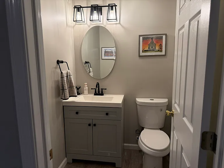 4 Pacific Blvd — Photo 8