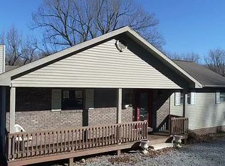 63 Driftwood Dr, Eddyville, KY 42038