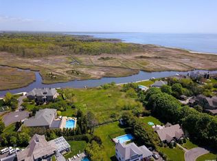 38 True Harbour Way, West Islip, NY 11795