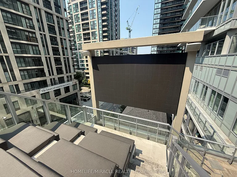 195 Redpath Ave #1614 — Photo 21