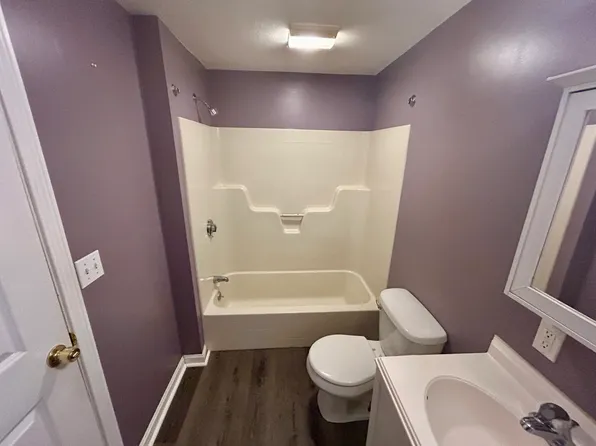 5 Fall St #201, Biddeford, ME 04005