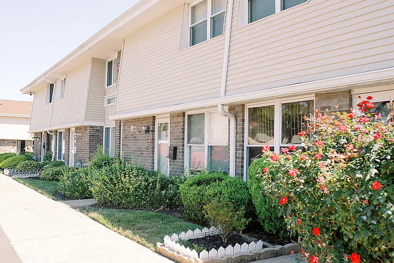 3850 Woodhaven Rd — Photo 3