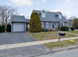 225 Weathervane Rd, South Kingstown, RI 02879