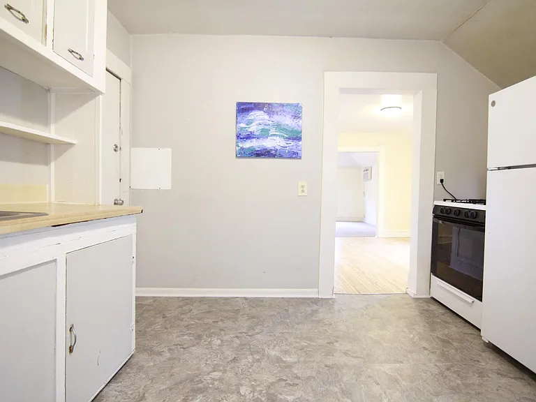 895 Jenks Ave #2 — Photo 13