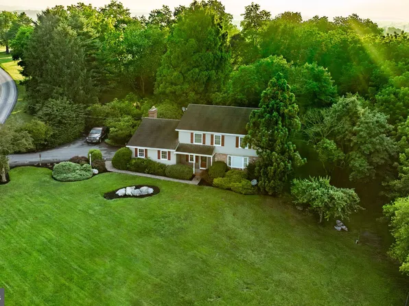 1505 Clay Rd, Ephrata, PA 17522