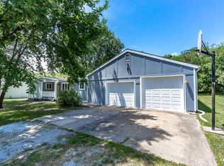 17502 Montgall Dr, Belton, MO 64012