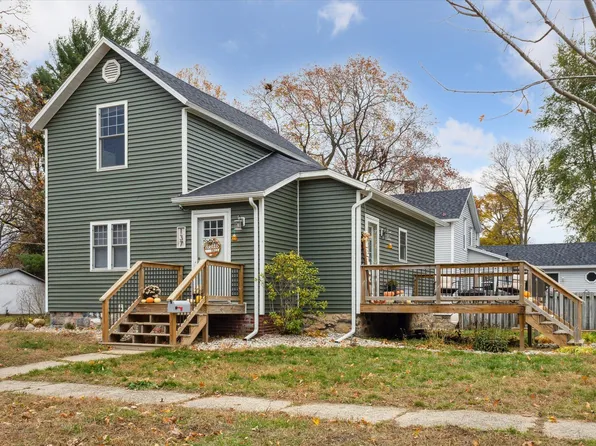 137 W South St, Hastings, MI 49058