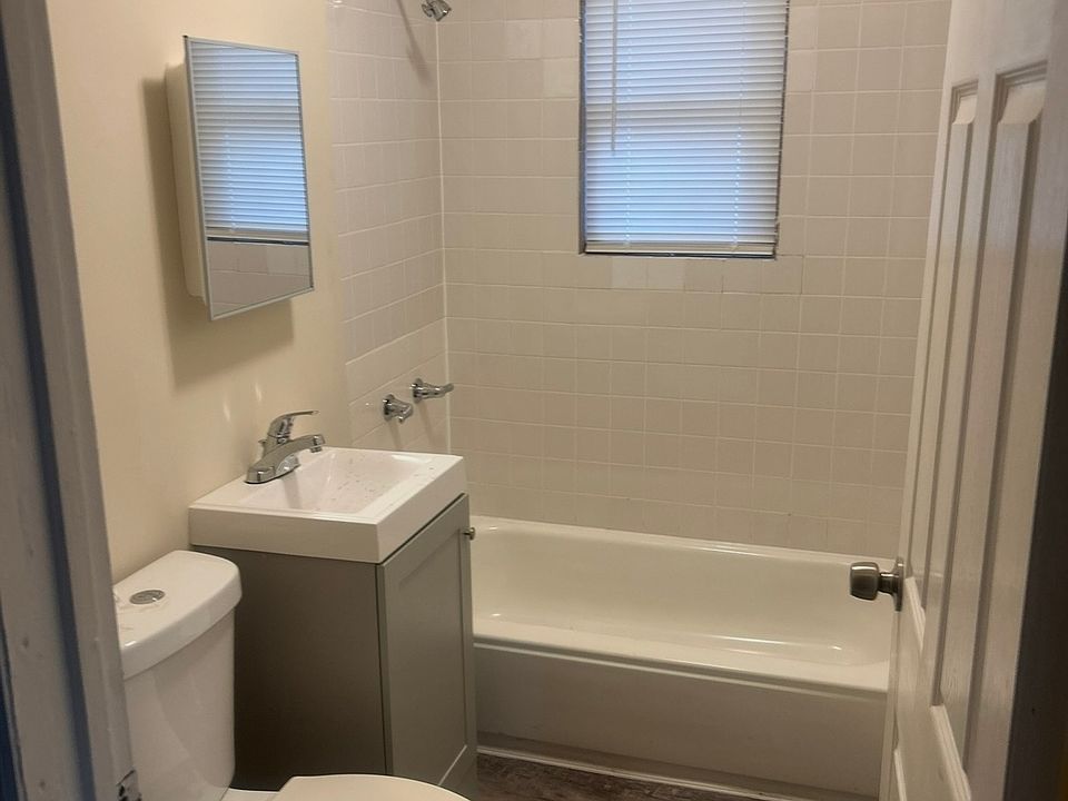 1st image of 115 Brook St #2B