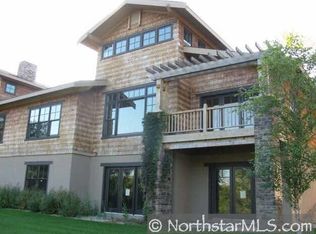 1162 Lexington Ridge Ct, Eagan, MN 55121