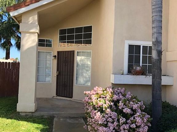 2nd image of 39726 Del Val Dr