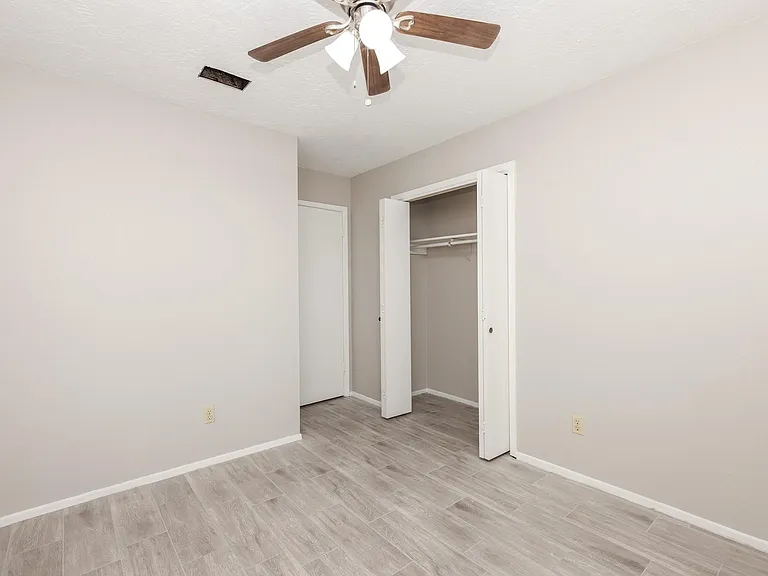 11938 Paramount Ln — Photo 17
