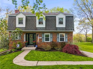 2706 Locust Dr, Pittsburgh, PA