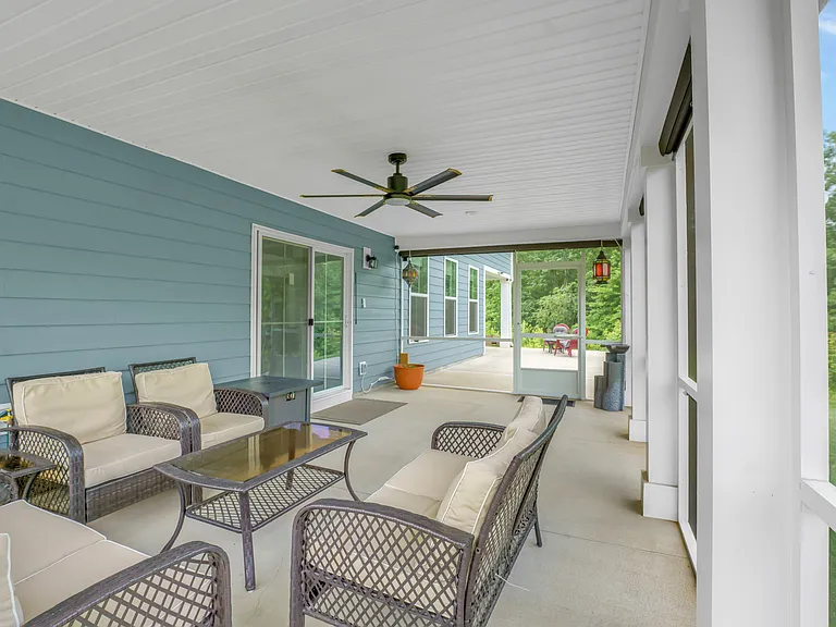 2107 Bluet Dr — Photo 39