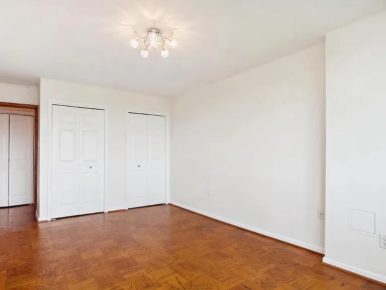 10500 Rockville Pike #1120 — Photo 16