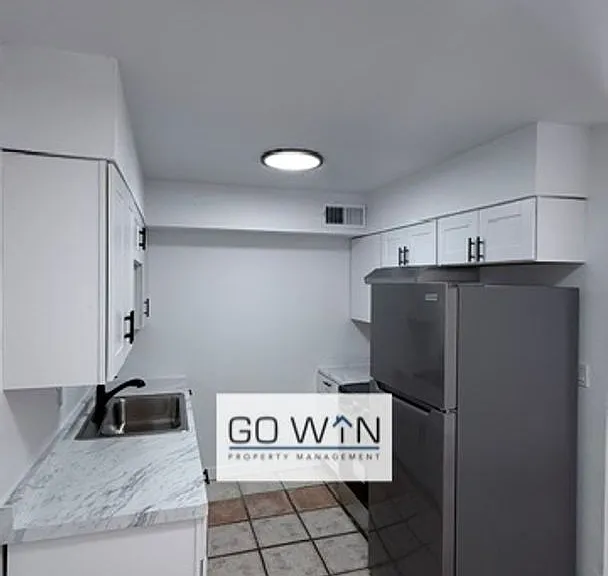62 W Southern Ave — Photo 6