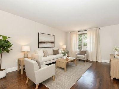 67-66 108th St #D22, Queens, NY, 11375