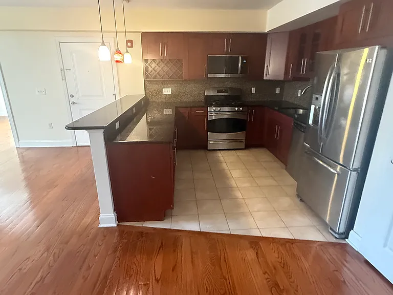 511 Jackson St #501 — Photo 5