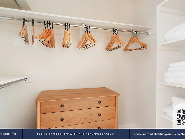 Walk-in Closet