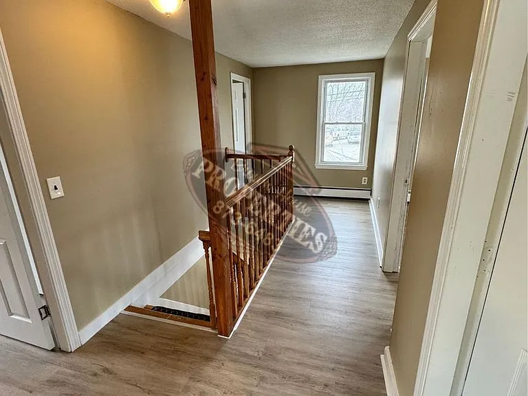 111 Kennedy Memorial Dr — Photo 13
