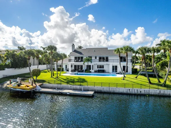 305 Lake Eden Way, Delray Beach, FL 33444