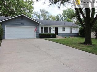 812 S Brentwood St, Olathe, KS 66061