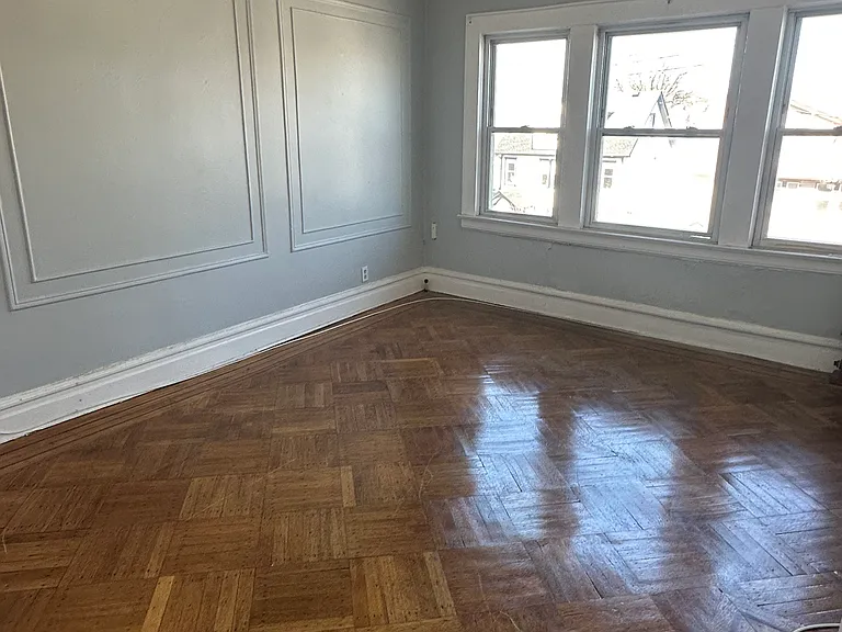190 Keer Ave #3 — Photo 3