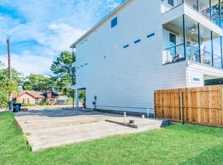 3017 Elysian St, Houston, TX 77009