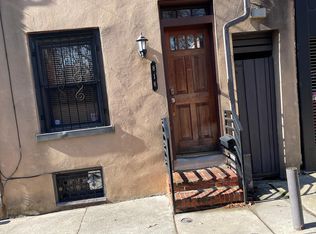 818 S Lawrence St, Philadelphia, PA 19147