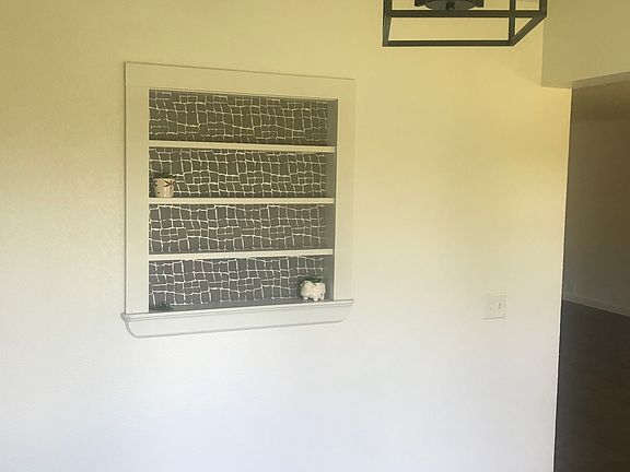 3rd image of 705 Shawanoe St