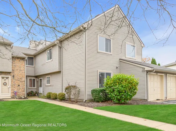 49 Chatham Court #903, East Windsor, NJ 08520