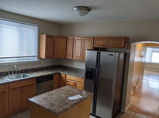 3041 N Booth St, Milwaukee, WI 53212
