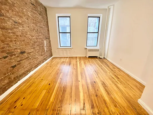 Rented by JM Preston Properties LLC | media 5