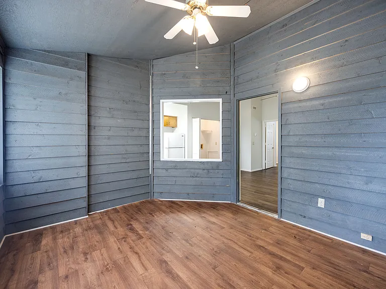 34 Woodlawn Drive - 4 — Photo 20