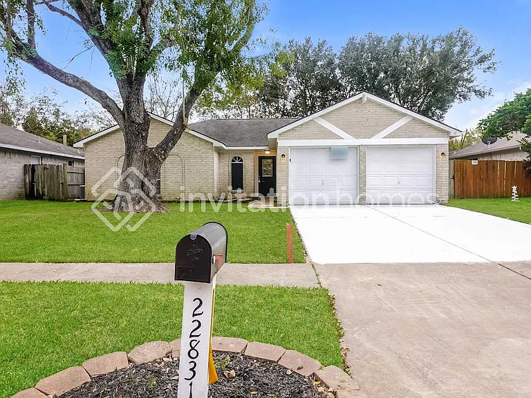 22831 Capitol Landing Ln — Photo 1