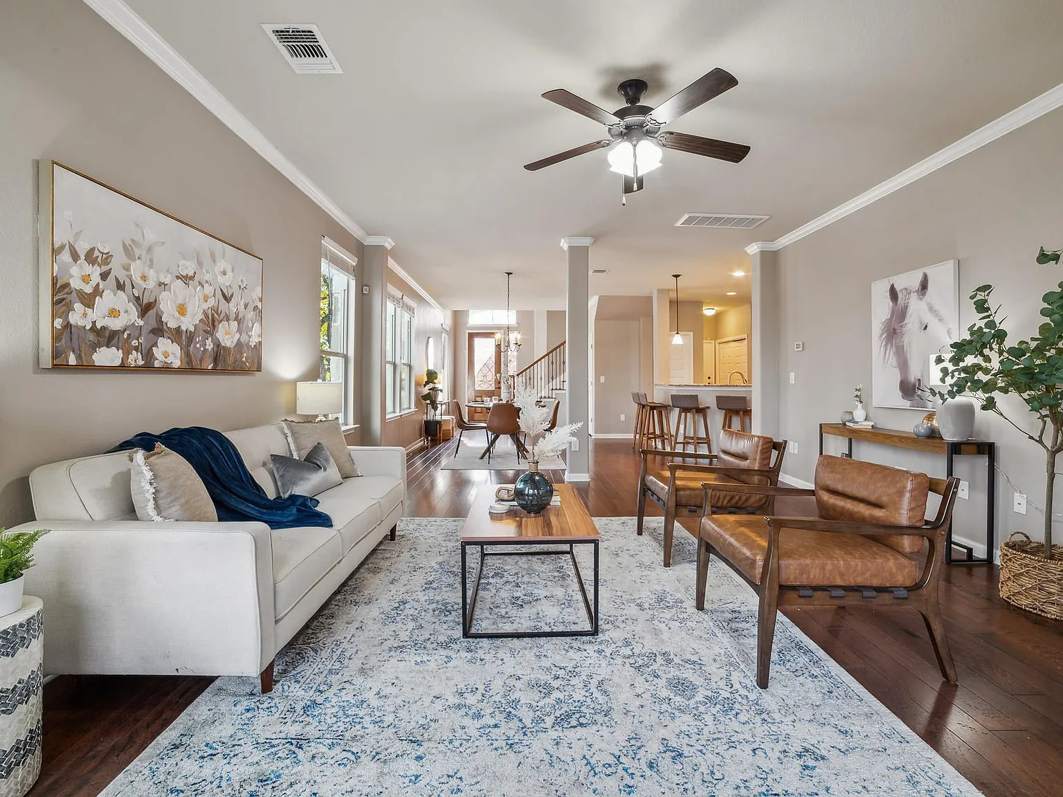 4 bed, 3.5 bath, 2524 sqft, $2,900 — Photo 3