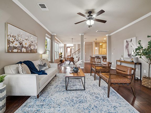 3rd image of 400 Hummingbird Ln #B