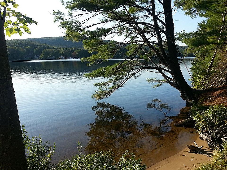 2nd image of 110 Pierce Lake Rd