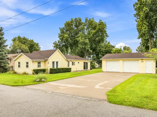 214 E Wood St, Polk City, IA 50226