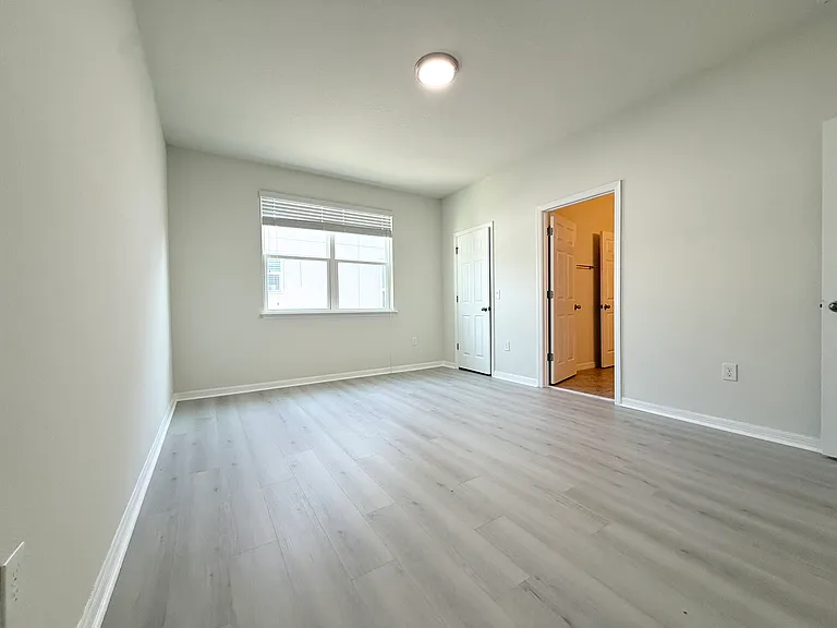 12621 Salomon Cove Dr — Photo 21