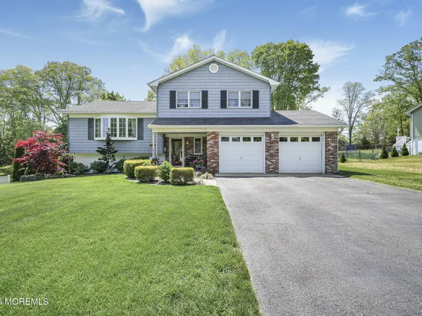 13 Southport Drive, Howell, NJ 07731