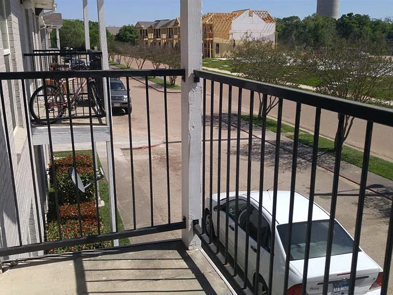 Lory of College Station — Photo 4