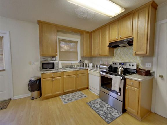 5th image of 6301 Judkins Dr