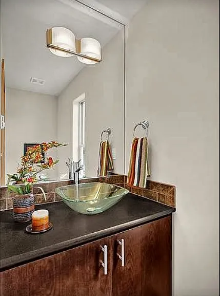 Hawks Landing Townhomes — Photo 1