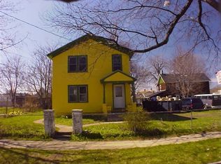 51 Concord St, Rochester, NY 14605