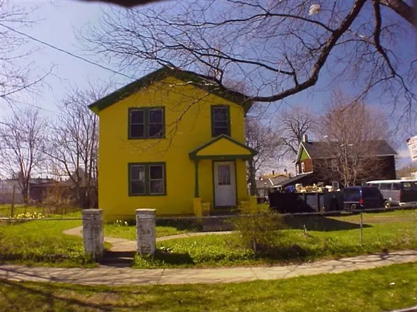 51 Concord St, Rochester, NY 14605