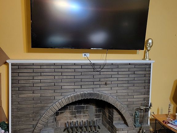 2nd image of 7230 S Luella Ave